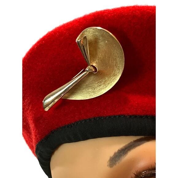 50s 60s Crown Trifari Mid Century Modernist Abstract Gold Brooch | 2.75" - Picture 5 of 10